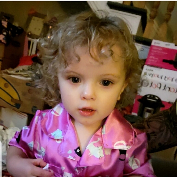 Meet your Posher, Sherry - Picture 2 of 2